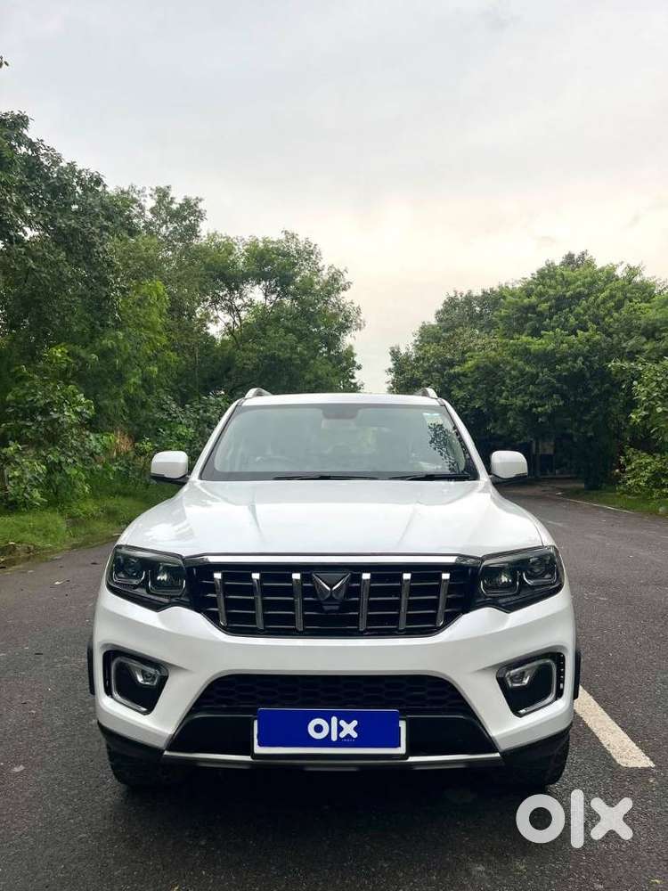 2026 Z8 Diesel MT 2WD 7 STR — ₹20.3L on OLX