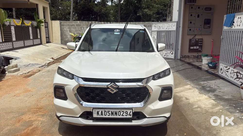 2025 1.5 Delta Smart Hybrid — ₹12.0L on OLX