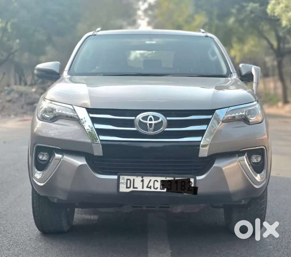 2019 4X2 AT 2.8 Diesel — ₹21.5L on OLX