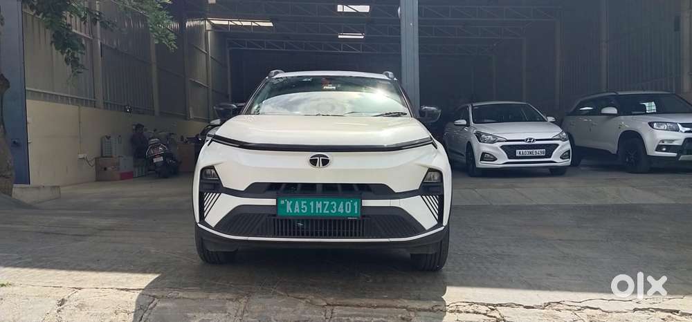 2025 Creative Plus MR — ₹14.2L on OLX