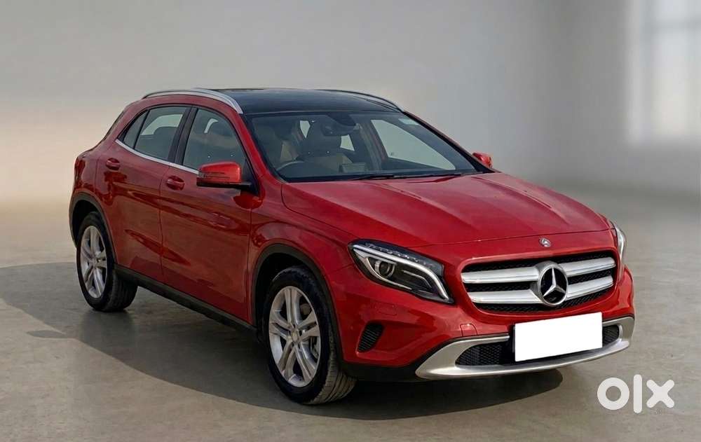 2017 GLA 200 — ₹12.5L on OLX