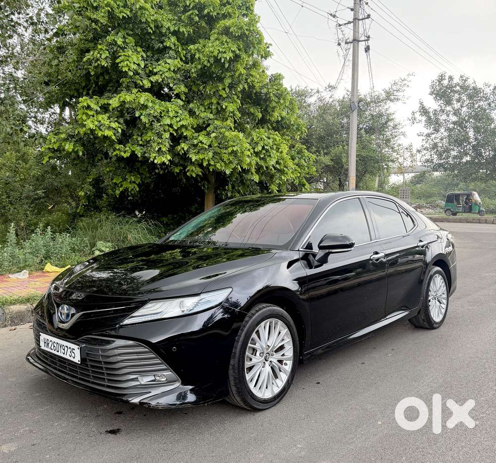 2019 Toyota Camry — used car price guide