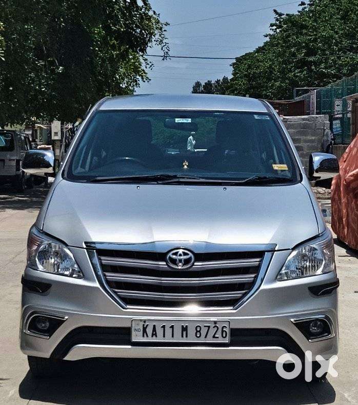 2016 Toyota Innova, 2016, Diesel — ₹11.0L on OLX