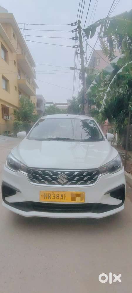 2024 1.5 Tour M — ₹9.25L on OLX