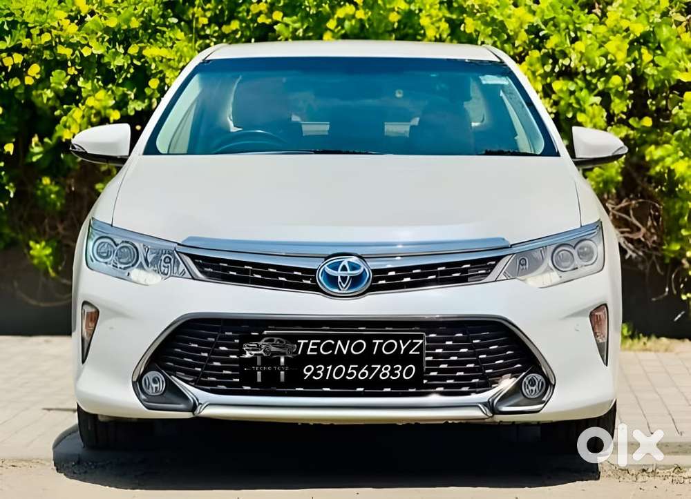 2015 [2015-2018] 2.5 Hybrid — ₹7.44L on OLX