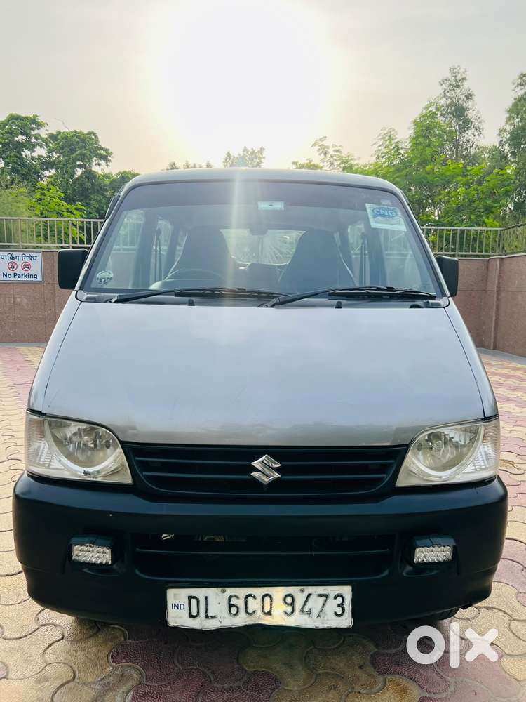 2017 7 Seater — ₹3.20L on OLX