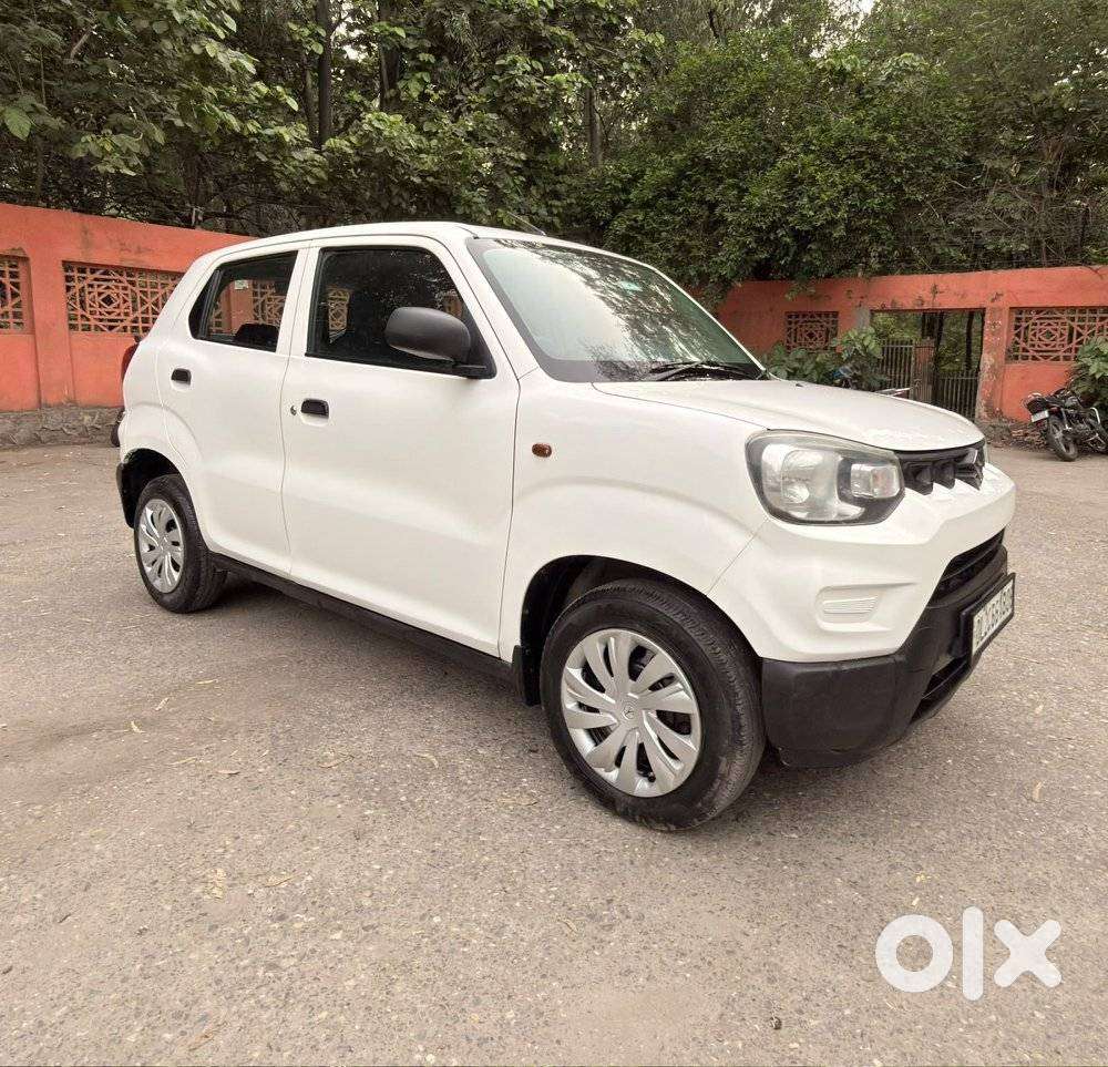 2020 VXI — ₹2.99L on OLX
