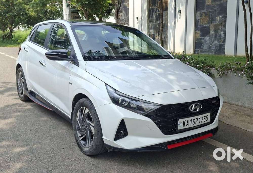 2021 1.0 Asta Turbo DCT Dual Tone — ₹6.70L on OLX