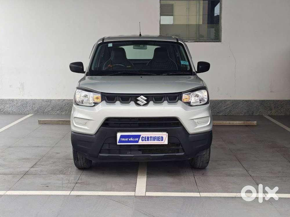 2023 1.0 VXI — ₹4.25L on OLX