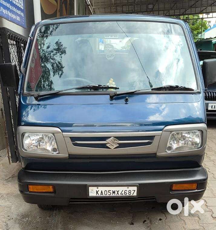 2018 8 Seater — ₹3.65L on OLX