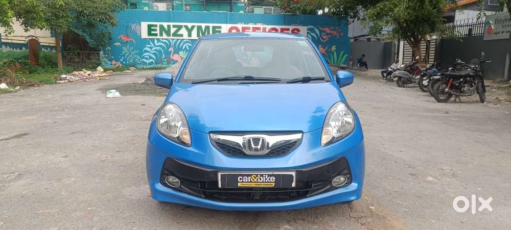 2014 [2013-2016] 1.2 VX (O) AT — ₹4.65L on OLX