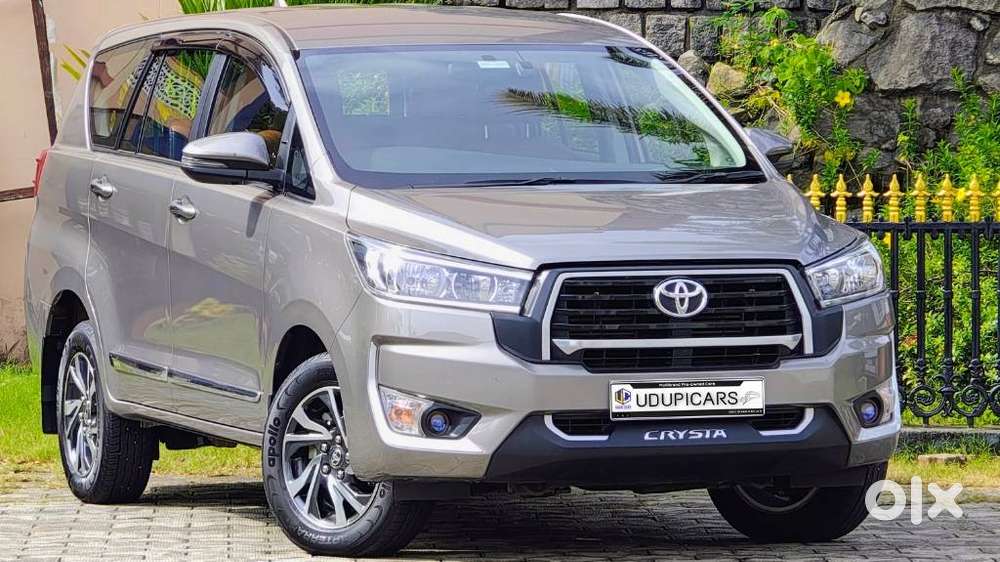 2025 Toyota Innova Crysta, 2025, Diesel — ₹25.3L on OLX