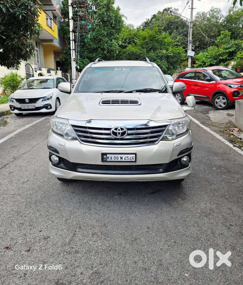 2012 Toyota Fortuner — used car price guide
