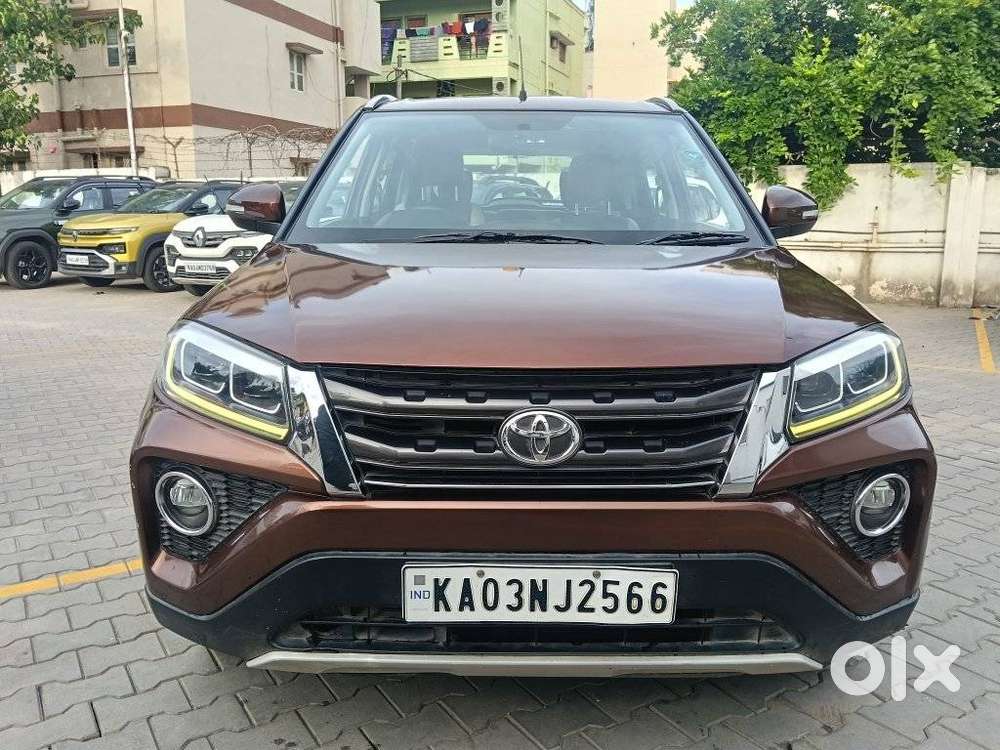 2021 1.5 High Grade AT — ₹7.75L on OLX