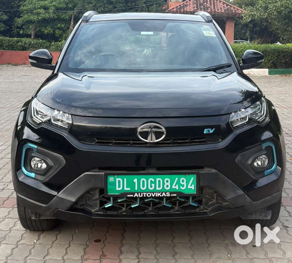 2023 XZ Plus dark edition — ₹8.50L on OLX
