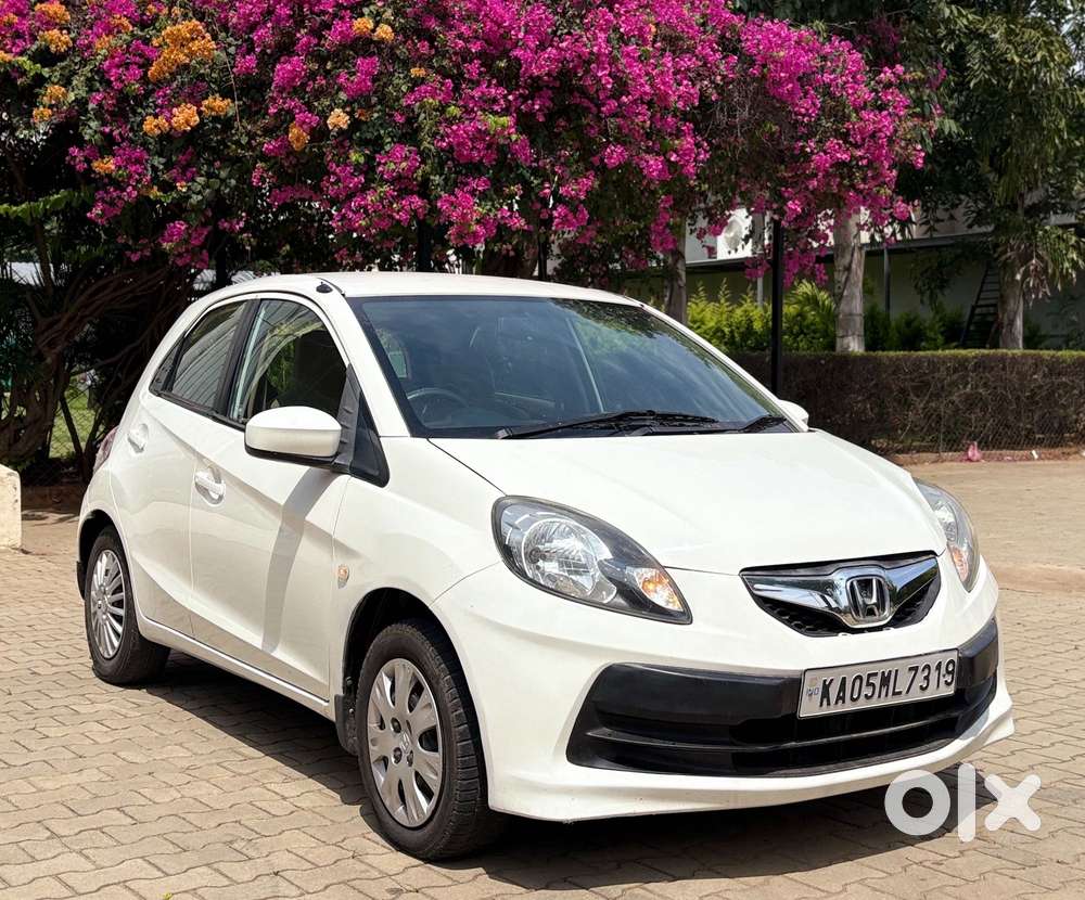 2012 S Manual — ₹2.95L on OLX