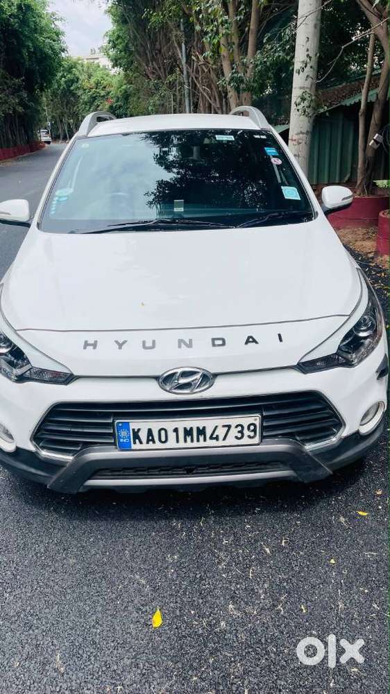 2015 Hyundai i20 Active, 2015, Petrol — ₹4.95L on OLX