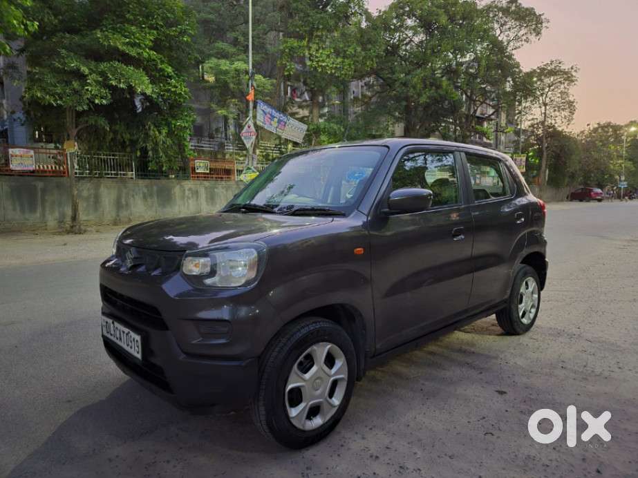 2020 VXI Plus — ₹2.99L on OLX
