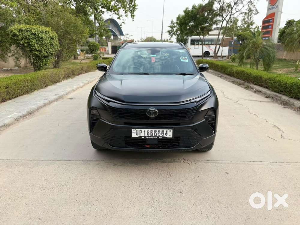 2025 Pure Plus AT — ₹18.3L on OLX