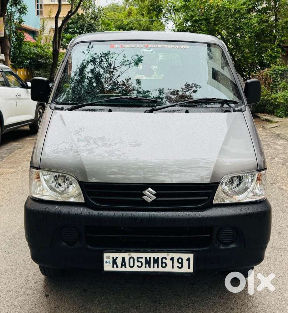 2025 5 STR AC (O) — ₹6.50L on OLX