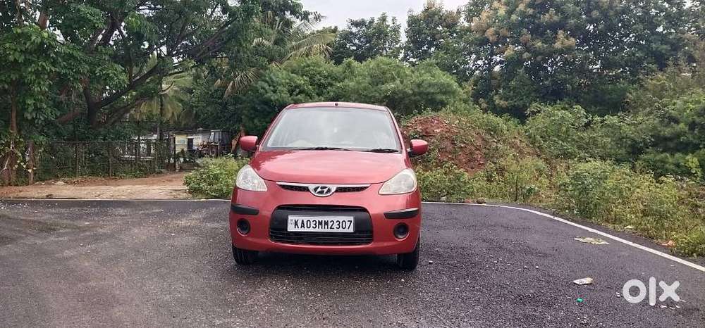 2010 [2010-2017] 1.2 Magna — ₹2.49L on OLX