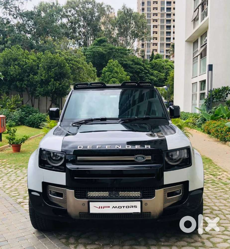 2022 Defender 3.0 90 X — ₹1.1 Cr on OLX
