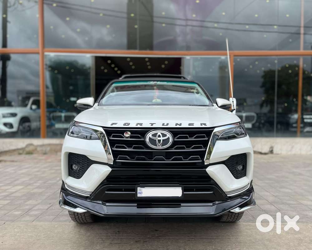 2022 4X2 MT 2.8 Diesel — ₹36.0L on OLX