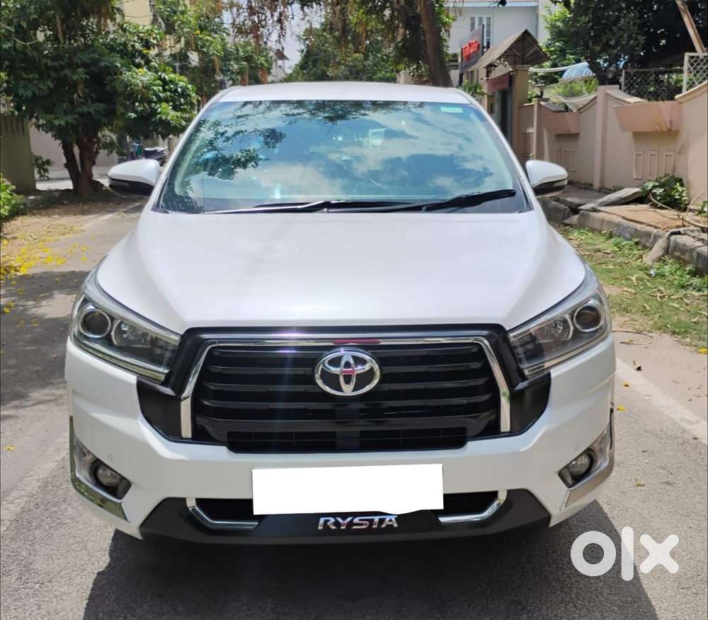 2023 2.4 V — ₹26.4L on OLX