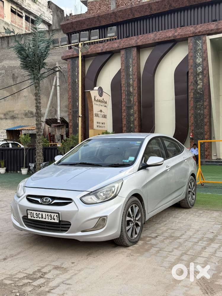 2014 VTVT 1.6 SX Option — ₹2.89L on OLX