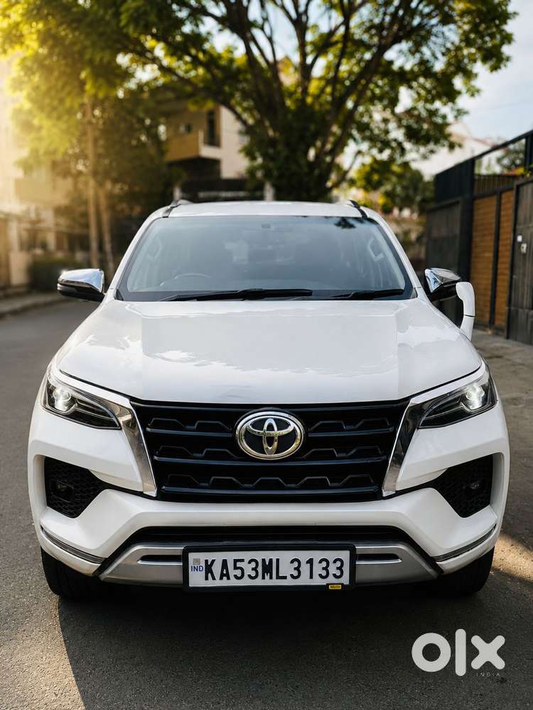 2023 4X2 MT 2.8 Diesel — ₹38.0L on OLX