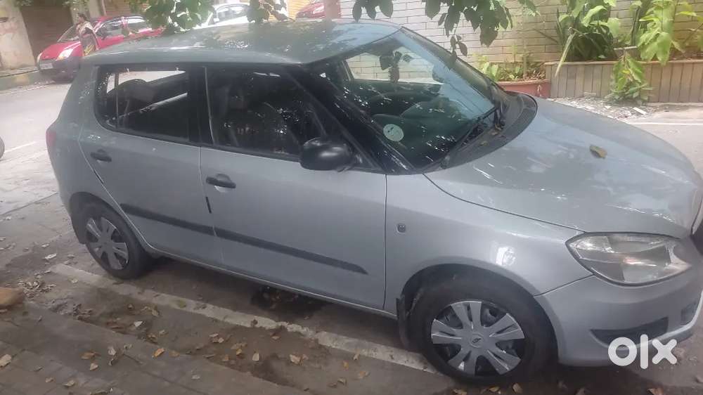 2011 1.2 Active Plus MPI — ₹2.50L on OLX