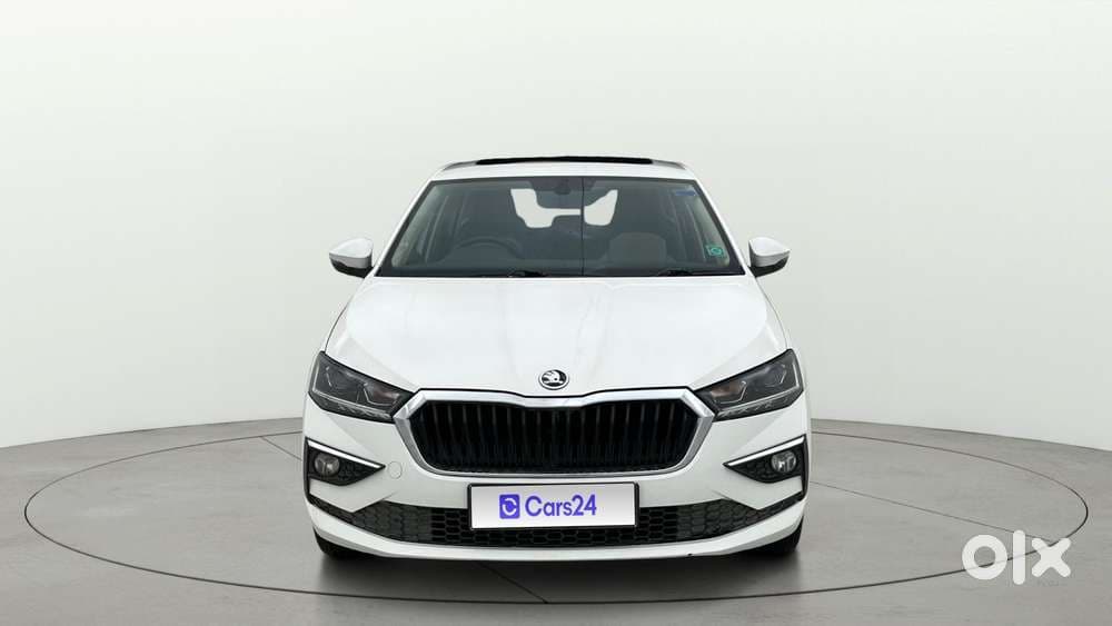 2023 1.0 TSI Style AT — ₹11.8L on OLX