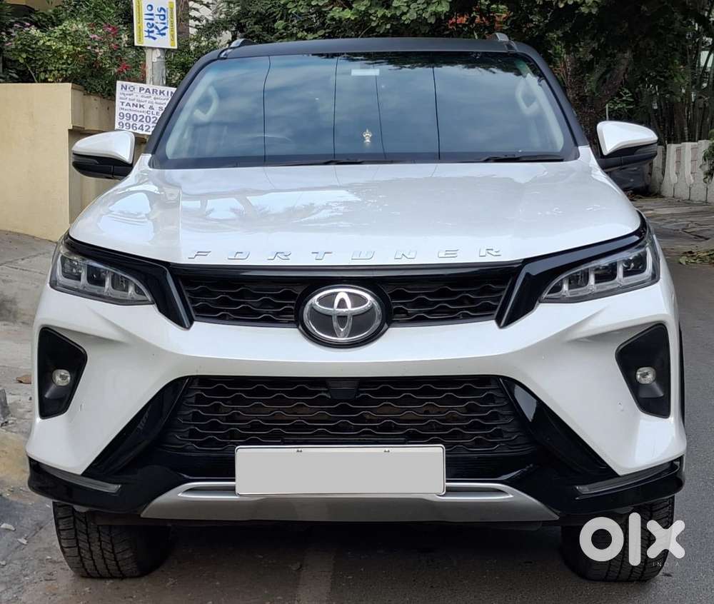 2024 4X4 AT 2.8 Legender — ₹48.0L on OLX