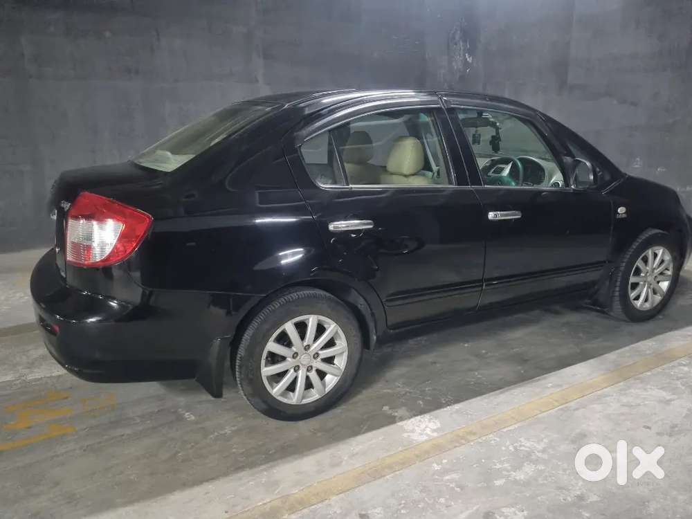 2011 ZDI Leather — ₹2.65L on OLX