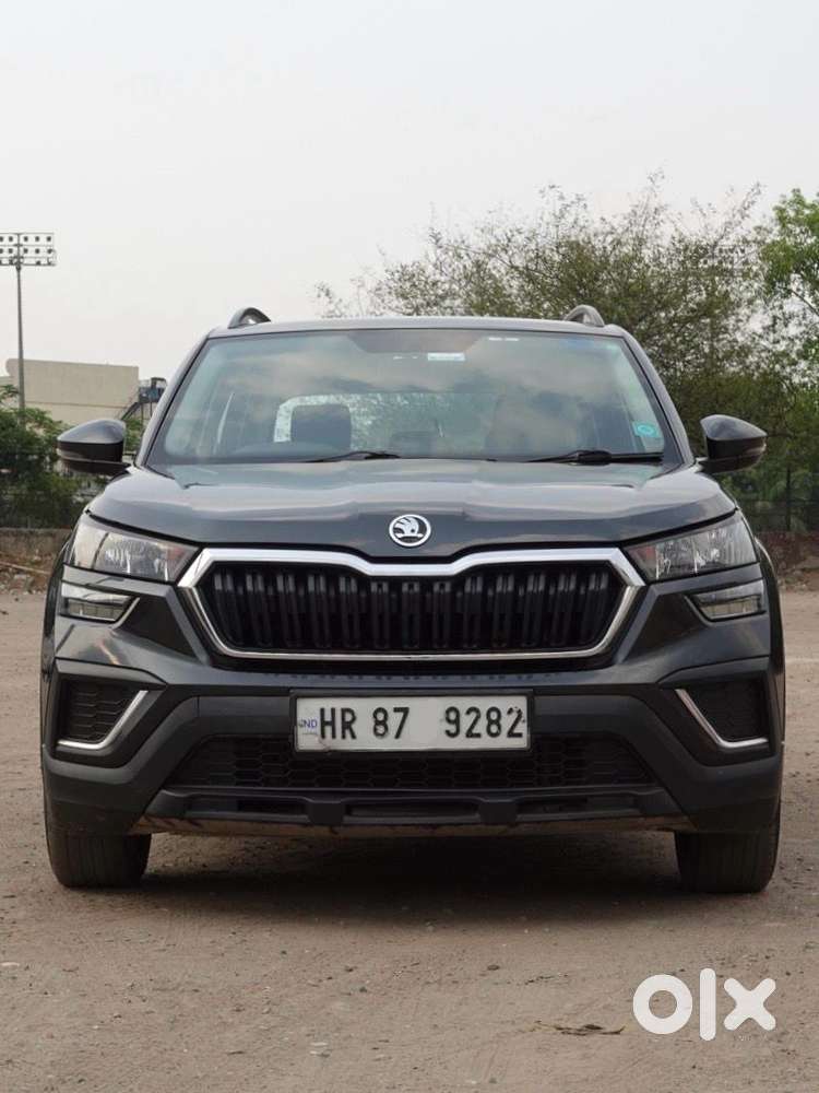 2022 1.0 TSI Active — ₹6.88L on OLX
