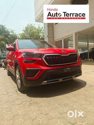 2024 1.0 TSI Style — ₹12.3L on OLX