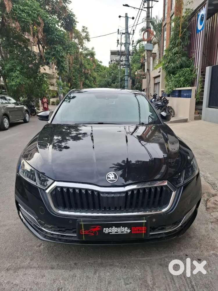 2022 2.0 L K TSI AT — ₹23.0L on OLX