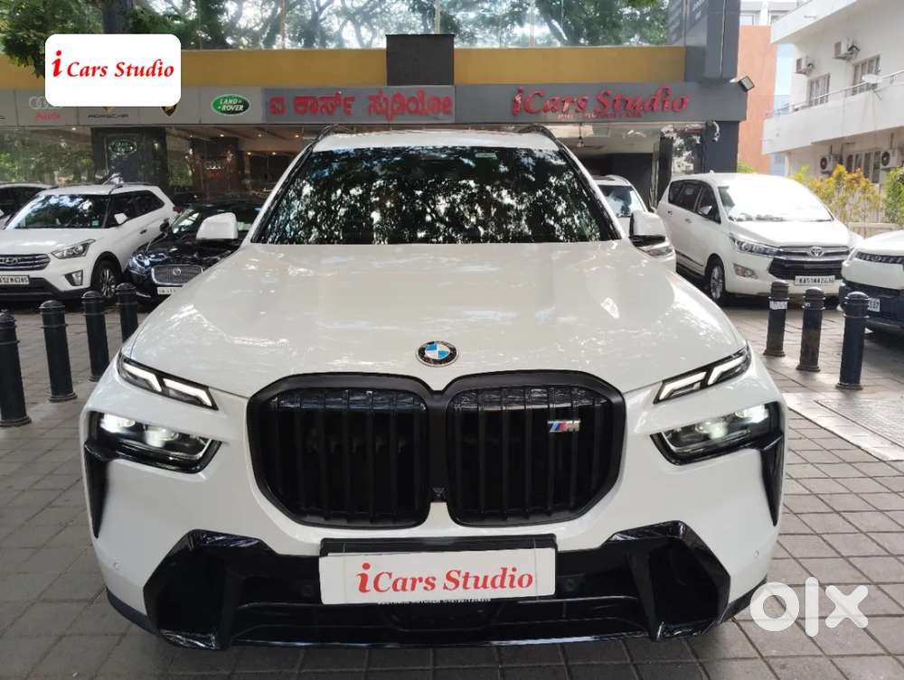 2024 3.0 xDrive 40D M Sport — ₹1.3 Cr on OLX