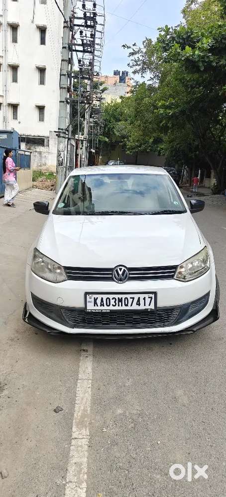 2012 [2009-2014] 1.2 Petrol Trendline — ₹2.60L on OLX