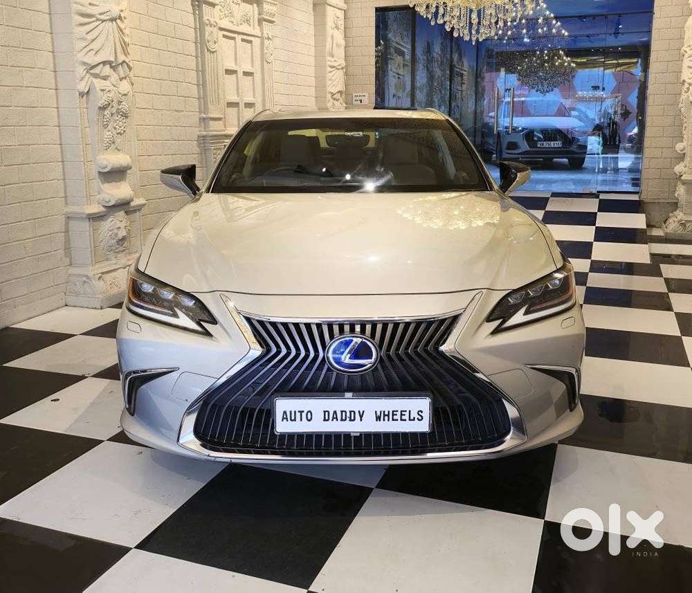 2019 Lexus Es — used car price guide