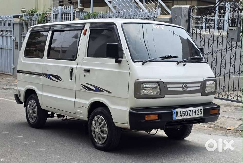 2017 8 Seater BSII — ₹3.25L on OLX