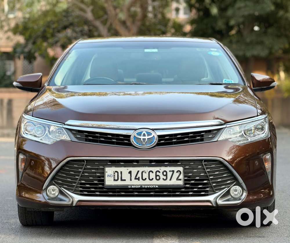 2016 Toyota Camry, 2016, Petrol — ₹9.50L on OLX