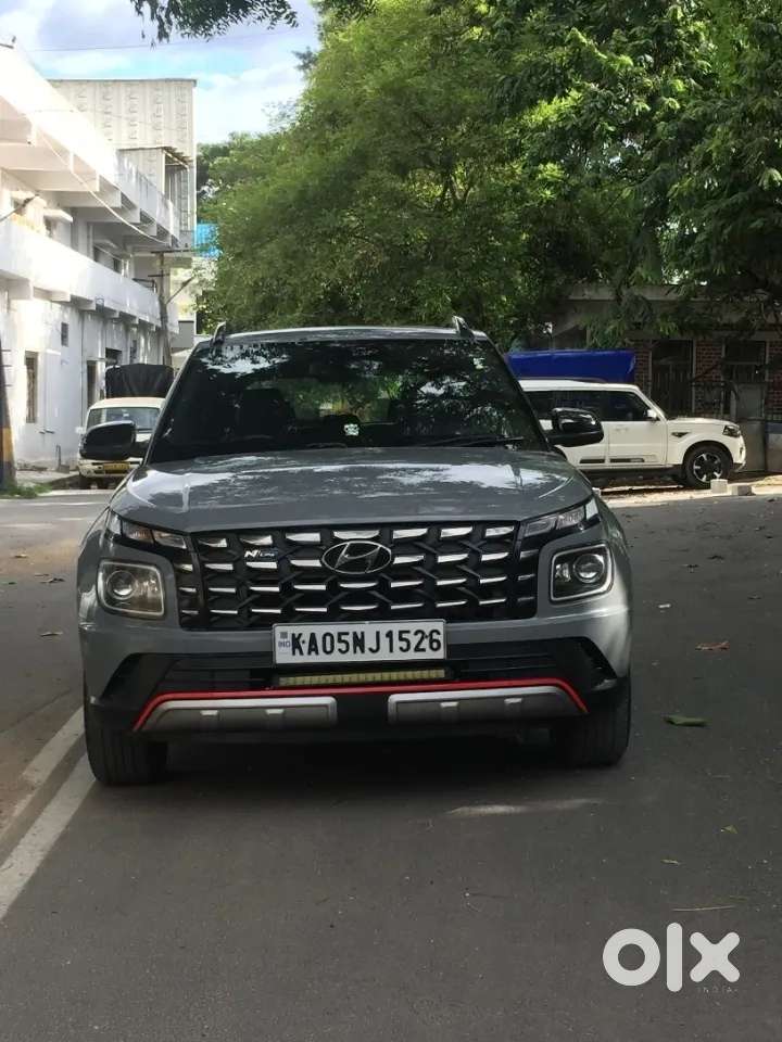 2023 N8 DCT — ₹12.0L on OLX