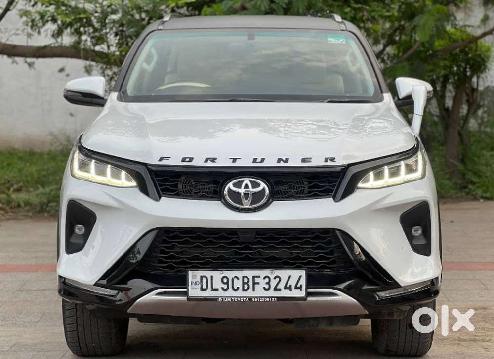 2024 4X4 AT 2.8 Legender — ₹39.0L on OLX