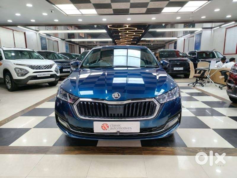 2022 2.0 L K TSI AT — ₹23.9L on OLX