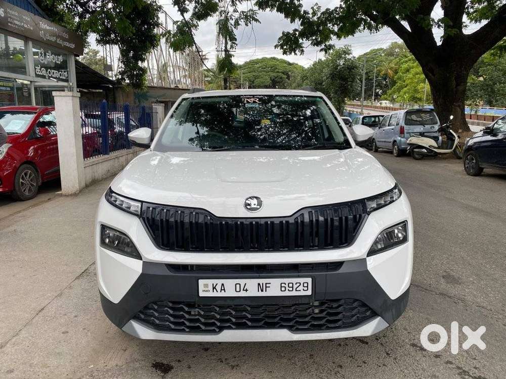 2025 Signature — ₹9.18L on OLX