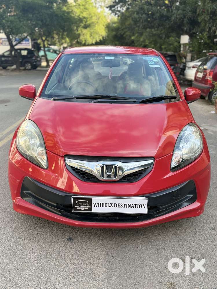 2012 [2011-2013] 1.2 S i-VTEC — ₹2.95L on OLX