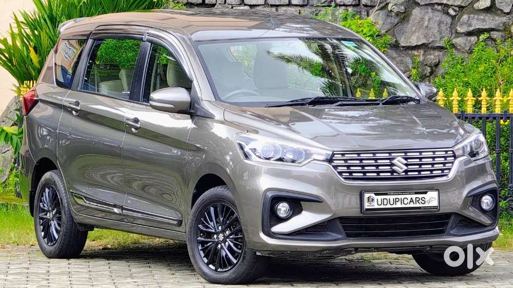 2021 VXI Petrol — ₹9.25L on OLX
