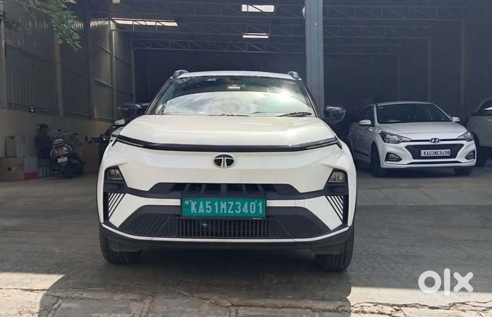 2025 Empowered Plus A 45 — ₹14.3L on OLX