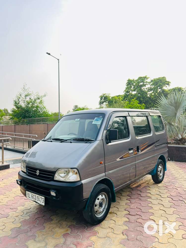 2017 7 Seater — ₹3.10L on OLX